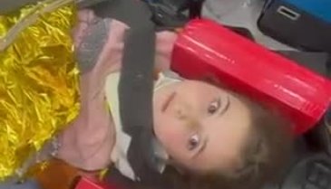 Bakan Koca, 132 saat sonra kurtarılan Şengül'ün görüntülerini paylaştı
