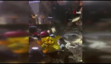 Gaziantep'te 163 saat sonra gelen yaşam sevinci