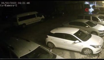 Osmaniye'de deprem anı kameralara böyle yansıdı