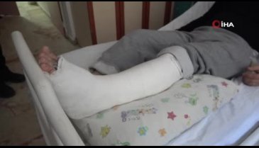 Depremde evden ailesini çıkardı, kendisi son anda kurtuldu