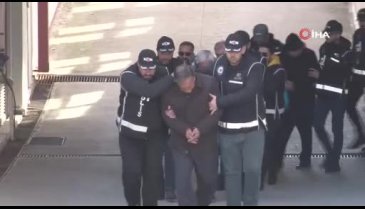 Adana'da 9 müteahhit ve mühendis adliyede