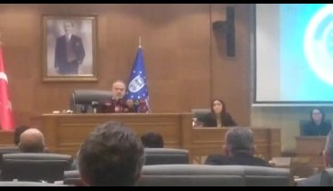 Büyükşehir Meclis toplantısında ortam gerildi