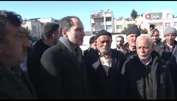 Erbakan, Adıyaman'da partisinin Bursa İl Teşkilatı tarafından kurulan aşevini ziyaret etti