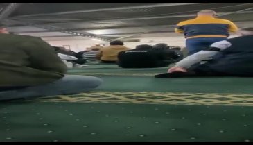 Bir imam cuma hutbesinde Haluk Levent ve Oğuzhan Uğur'u hedef aldı!