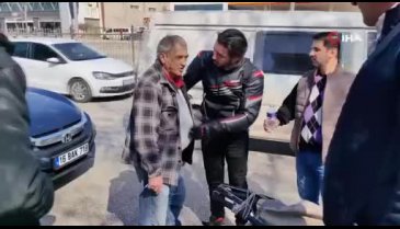 Başkan Aktaş, Bursa'da yurtlara yerleştirilen depremzedeleri ziyaret etti