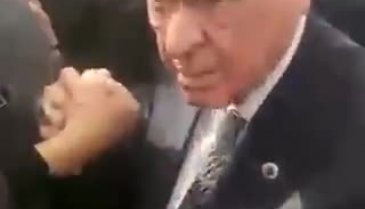 Devlet Bahçeli'nin depremzedeleri azarlaması gündem oldu
