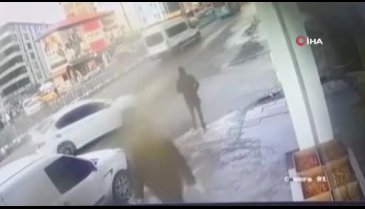 Erzurum'da kafasına buz parçası düşen vatandaş hayatını kaybettin
