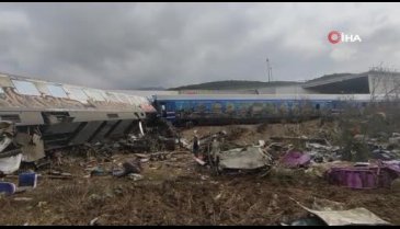 Yunanistan'da tren kazası nedeniyle 3 gün ulusal yas ilan edildi