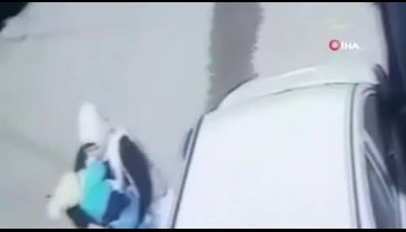 Bursa'da battaniye hırsızı kamerada