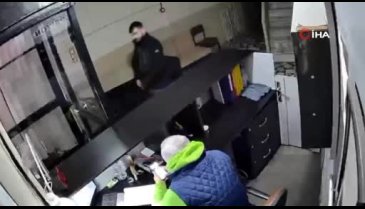 Bursa'da otelde telefon hırsızlığı