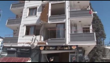 Hatay'da depremde arkadaşını kaybetti kalan hatırasını hasarlı binaya girip kurtardı