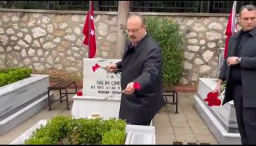 Çanakkale Şehitleri anısına Bursa Valiliği'nden Şehitliğe ziyaret