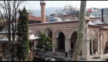 Bursa'nın en eski mabedi Gazi Orhan Bey Camii, ibadete açılıyor