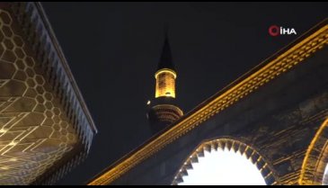 Bursa'da ilk teravih namazında camiler doldu taştı