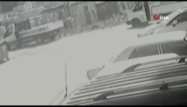 İzmir'de silahlı saldırı güvenlik kamerasına yansıdı