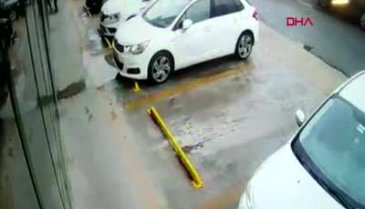 İstanbul'da silahlı saldırı! O anlar kamerada
