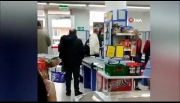 Bursa'da zincir markette mişteri-kasiyer kavgası!