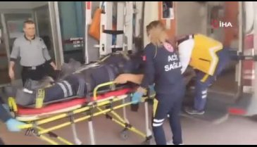 Bursa'da feci kaza! Çekici emniyet şeridinde kamyonete çarptı: 2 yaralı