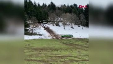 Artvin'de off-road aracının takla attığı kaza kamerada