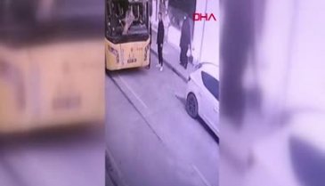 İstanbul'da İETT şoförüne yumruklu saldırı! O anlar kamerada