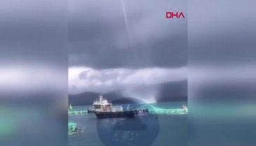 İzmir Çeşme açıklarında hortum kamerada