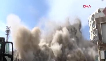 Galeria Sitesi'nin müteahhidi Ankara'da yakalandı