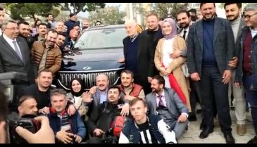 Mustafa Varank Bursa'da Togg ile gezdi
