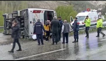 Bursa'dan Muş'a giden otobüs Sivas'ta kaza yaptı: 10 yaralı-2