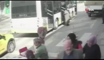 Bursa'da dalgın şoför yaşlı kadına böyle çarptı