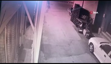 İzmir'de kahvehane baskını kamerada: 1 ölü