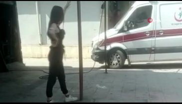Adana'da genç kızı görenlerin içi acıdı!