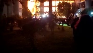 İzmir'de Folkart Sitesi'nde büyük yangın!