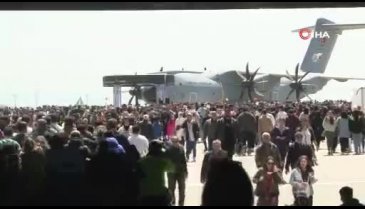 TEKNOFEST'TE çocukların Kızılelma'ya dokunma yarışı