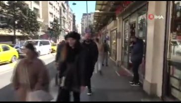 İstanbul'da yarı çıplak turist ortalığı birbirine kattı