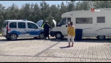 Bursa'da yolda kalan italyan turistlere takviyeli kurtarma