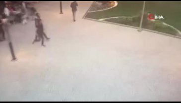 Bursa'da saldırıya uğramıştı! Kalp profesörüne silahlı saldırı kamerada