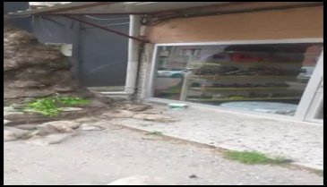 Bursa'da uyuşturucu satıcıları mahalleliyi isyan ettirdi!