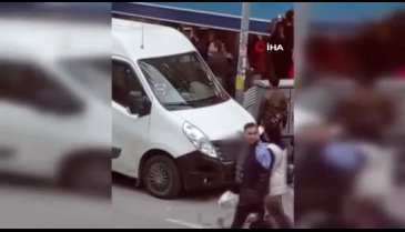 Bursa'da gençler birbirine girdi