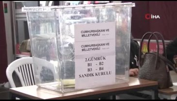 İstanbul Havalimanı'nda oy verme işlemi sürüyor