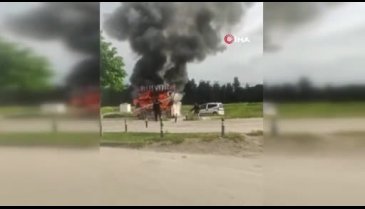 Bursa'da kokoreç satan araç alev alev yandı! O anlar kamerada