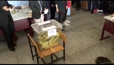 Sinan Oğan oyunu kullandı