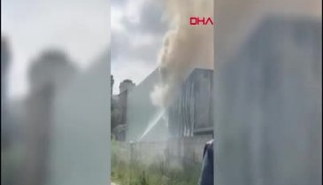 İstanbul'da mobilya atölyesinde yangın çıktı