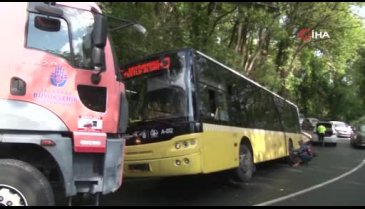 Yolcu bulunan İETT otobüsü kaza yaptı