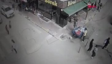 Edirne'de otomobil 11 yaşındaki Gülce'ye çarpıp üzerinden geçti!