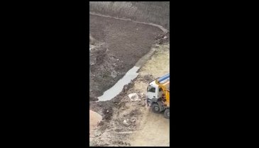 Bursa'da temelinden termal su çıkan inşaata devam mı ediliyor?