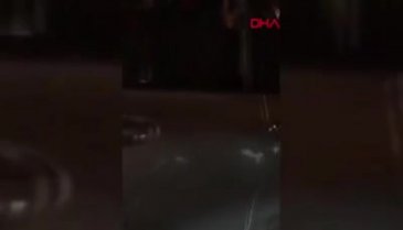 Bursa'da otomobil kutlama yapan Galatasaray taraftarlarının arasına daldı!