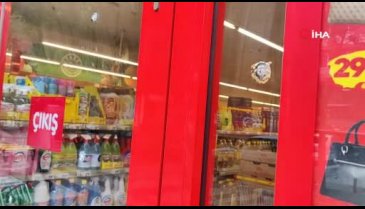 Bursa'da markete pompalı tüfekle ateş edildi!