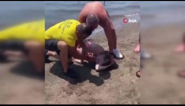 Muğla'da plaj çalışanları turisti boğulmaktan son anda kurtardı