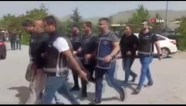 Ağrı'nın Patnos ilçe Belediye Başkanı Emrah Kılıç ile Eş Başkan Müşerref Geçer, tutuklandı