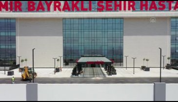 İzmir Bayraklı Şehir Hastanesi hasta kabul için gün sayıyor